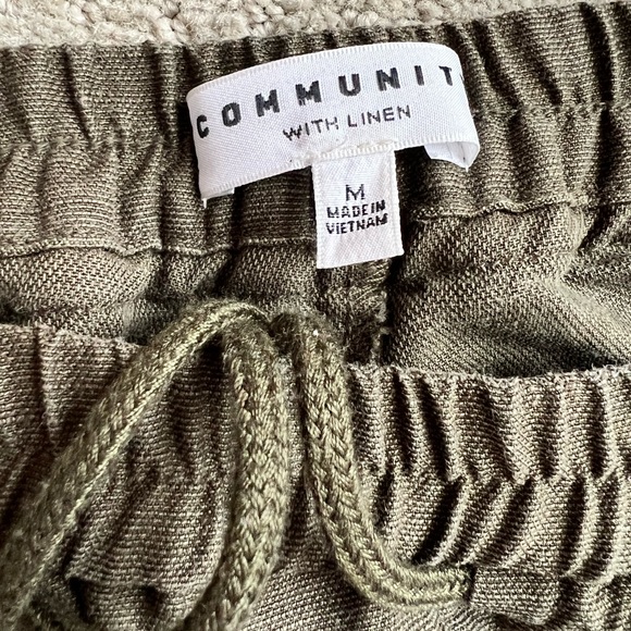 Community shorts in green size M - Picture 2 of 4